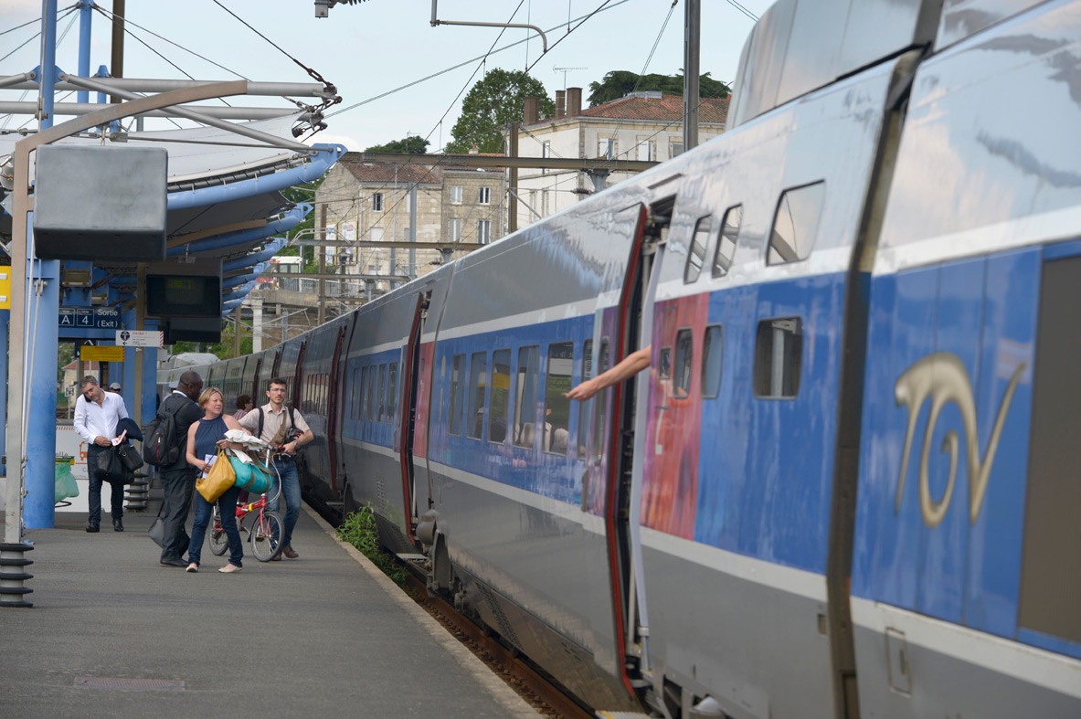 TGV en gare de Niort ©Darri TGV en gare de Niort