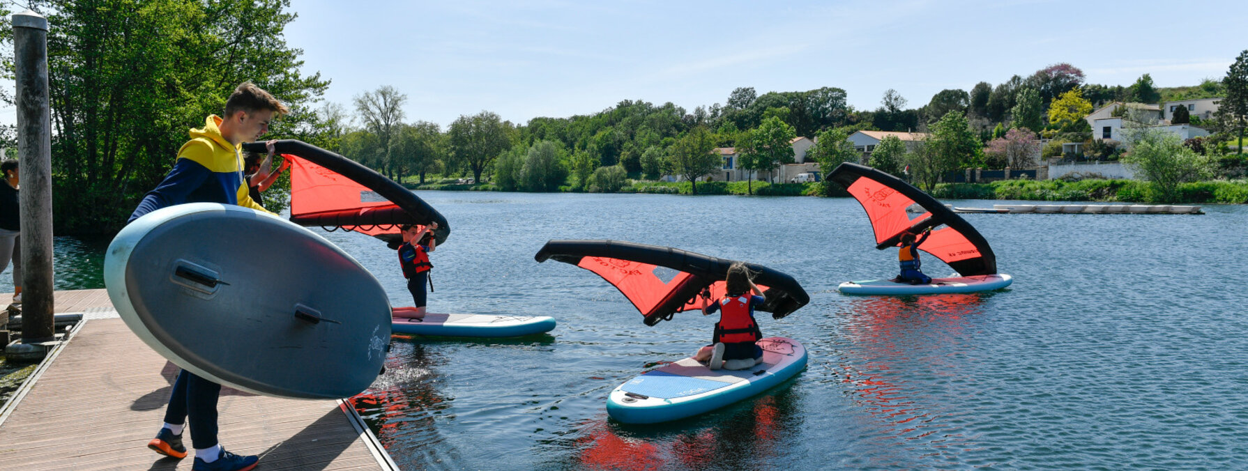 Nouvelle activité nautique Wing foil à la base nautique de Noron