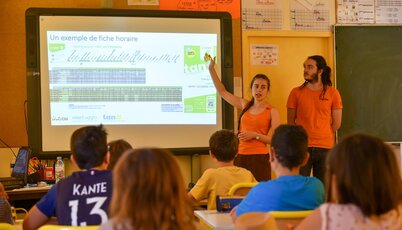 Les Ambassadeurs du transport dans l'école de Saint-Maxire