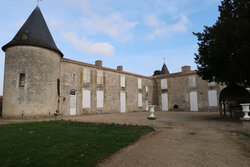 Château d'Olbreuse IA79009770