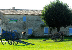 Patrimoine domestique Ferme de Chey 46.325240