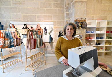 L'atelier de Laurence à la boutique éphémère de l'office du commerce Laurence Touzet
