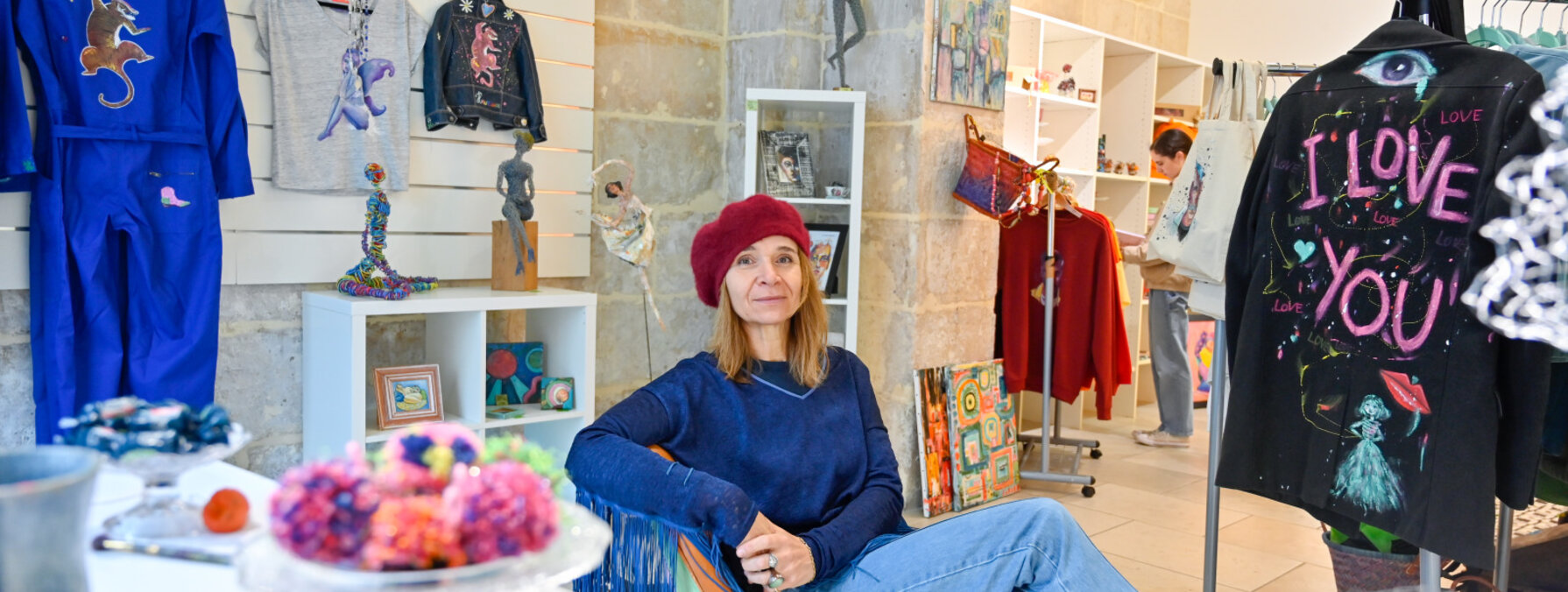 Eleonore Josephine Lepiece artiste plasticienne occupe la boutique ephemere de l?Office du commerce
