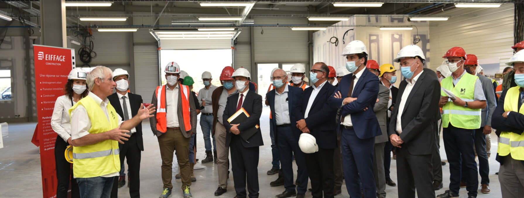 Leach international : visite de chantier avec le préfet et Jérôme Baloge