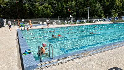Piscine de Magne apres le deconfinement Piscine de Magne apres le deconfinement